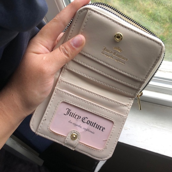 Wallet - Picture 2 of 3